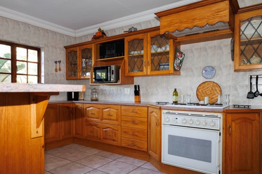 5 Bedroom Property for Sale in Schoemansville North West
